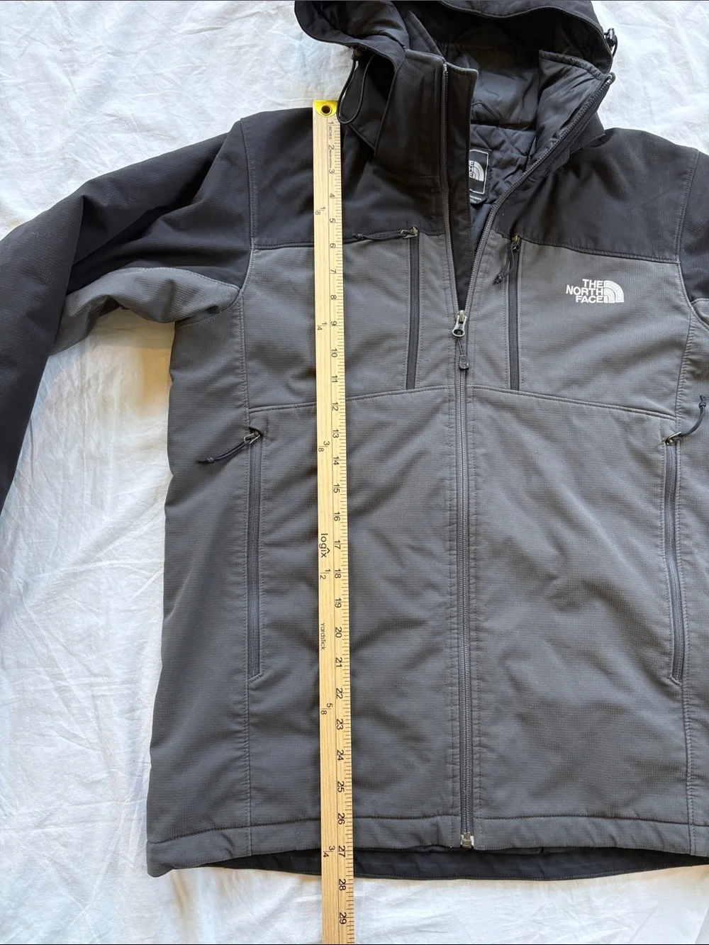 North Face Apex Elevation softshell Primaloft Jacket Men’s Small Gray & Black